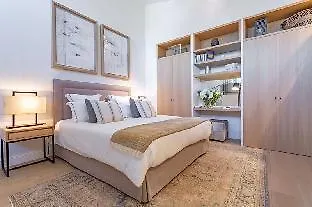 Luxury Retreats